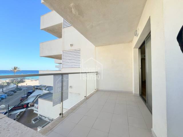 Soleado apartamento con vistas mar en primera linea, Cala Millor, Mallorca