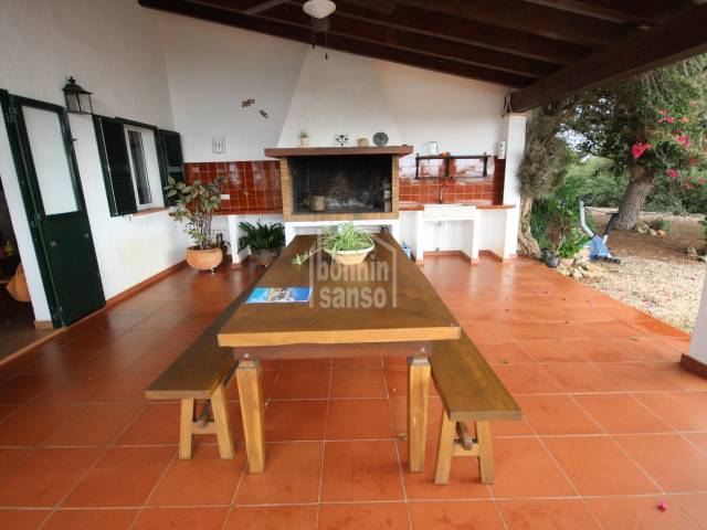 Prächtiges Landhaus zur temporären Vermietung von April bis Dezember in Ciutadella, Menorca.