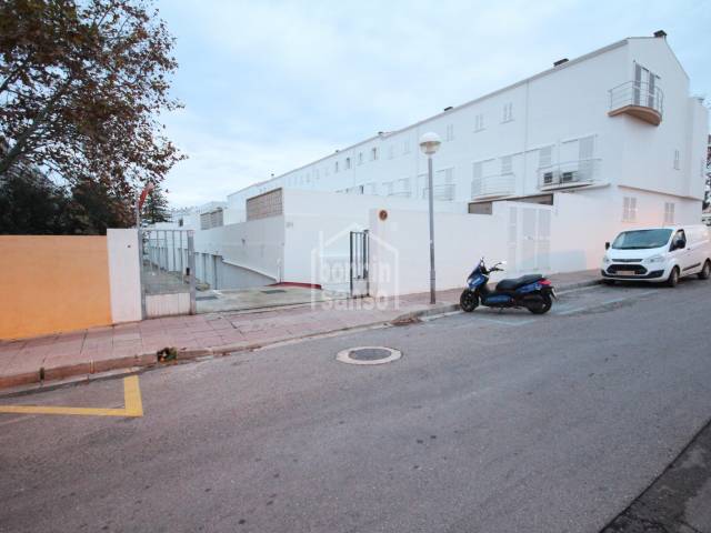 Garage in a residential area near the centre of Mahón, Menorca