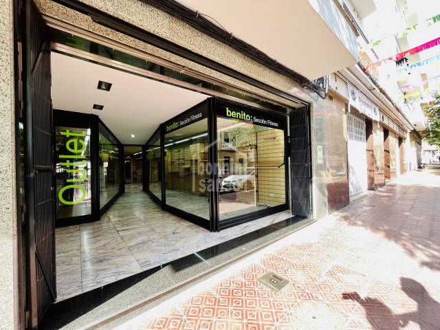 Locale Commerciale/Business/Altro in Mahón (City)