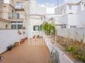 Interesante casa de pueblo con jardin en Alayor, Menorca.