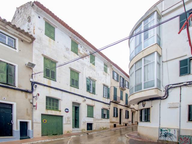 Gran casa señorial con proyecto y licencia de hotel en Mahón, Menorca
