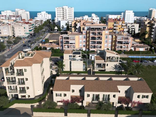 New build of apartments and terraced houses in Cala Millor centre, Mallorca