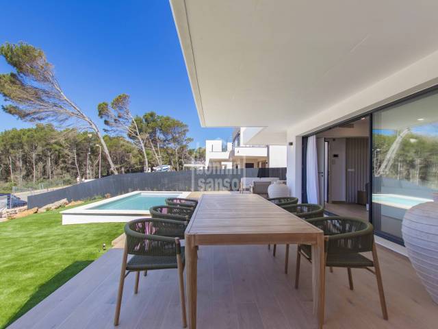 Sa Llosa Homes, Promotion von Luxus Ferienhäusern: 50 Villen in Son Parc, Menorca.