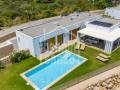 Nuevo formato de venta en copropiedad en Coves Noves, Menorca