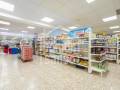 Local comercial en venta con explotación activa de supermercado sito en Cap Artruix, Ciutadella, Menorca