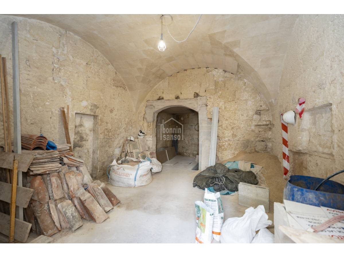 Casa menorquina a estrenar tras exquisita rehabilitación en Mahón. Menorca.