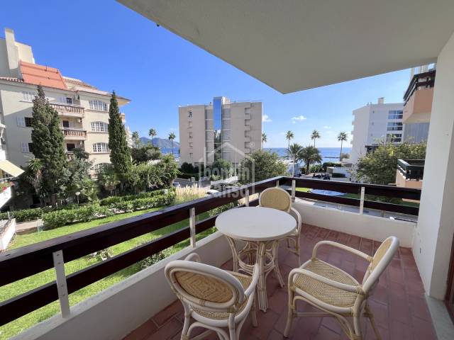 Apartamento con vistas mar, cerca de la playa de Cala Bona. Mallorca