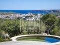Arquitectura de autor e impresionantes vistas. Coves Noves Menorca