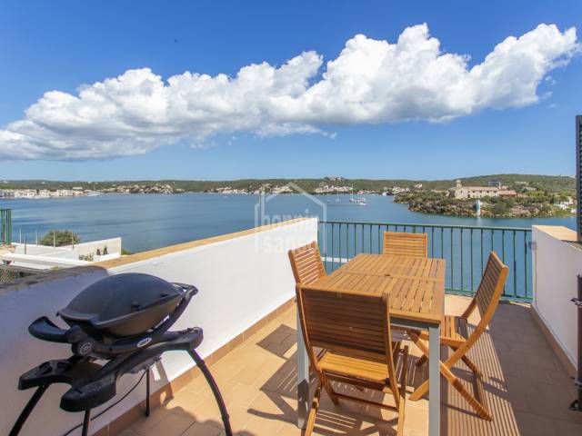 Penthouse mit Panoramablick auf den Hafen von Mahón. Es Castell. Menorca