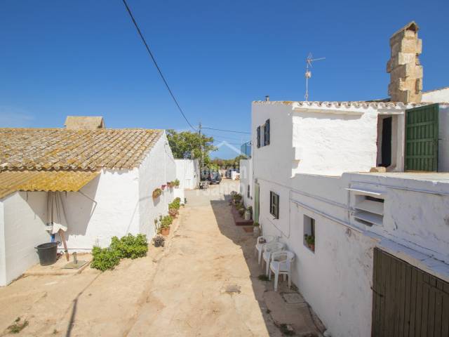 Old country house with agricultural and dairy activity a few minutes from Ciutadella, Menorca