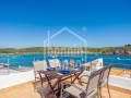 Una joya frente al mar en Es Grau, con licencia turística – Vive Menorca en su máxima expresión
