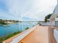 Descubre el sueño de vivir frente al mar en este espectacular chalet en primera línea en Cala Rata, San Antonio.
