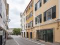 Casa situada en pleno centro de la ciudad, a escasos minutos del puerto de Mahón, Menorca.
