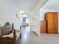 Casa en venta con patio, terraza y múltiples posibilidades, Mahón, Menorca