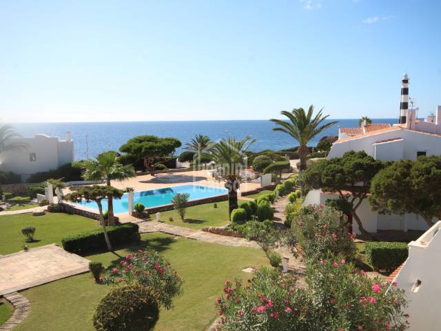 Appartement duplex avec une vue magnifique sur la mer à Cap Artruix, Ciutadella.