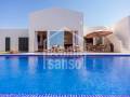 Villa impressionant a la costa sud amb vistes a la mar i piscina infinita a Torret de Baix, Binibeca, Menorca