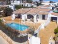 Mediterrane Villa in erster Meereslinie mit Panoramablick in Salgar, Menorca