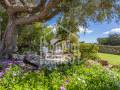 Elegant chalet amb jardí mediterrani i entorn tranquil a Binixica, Menorca