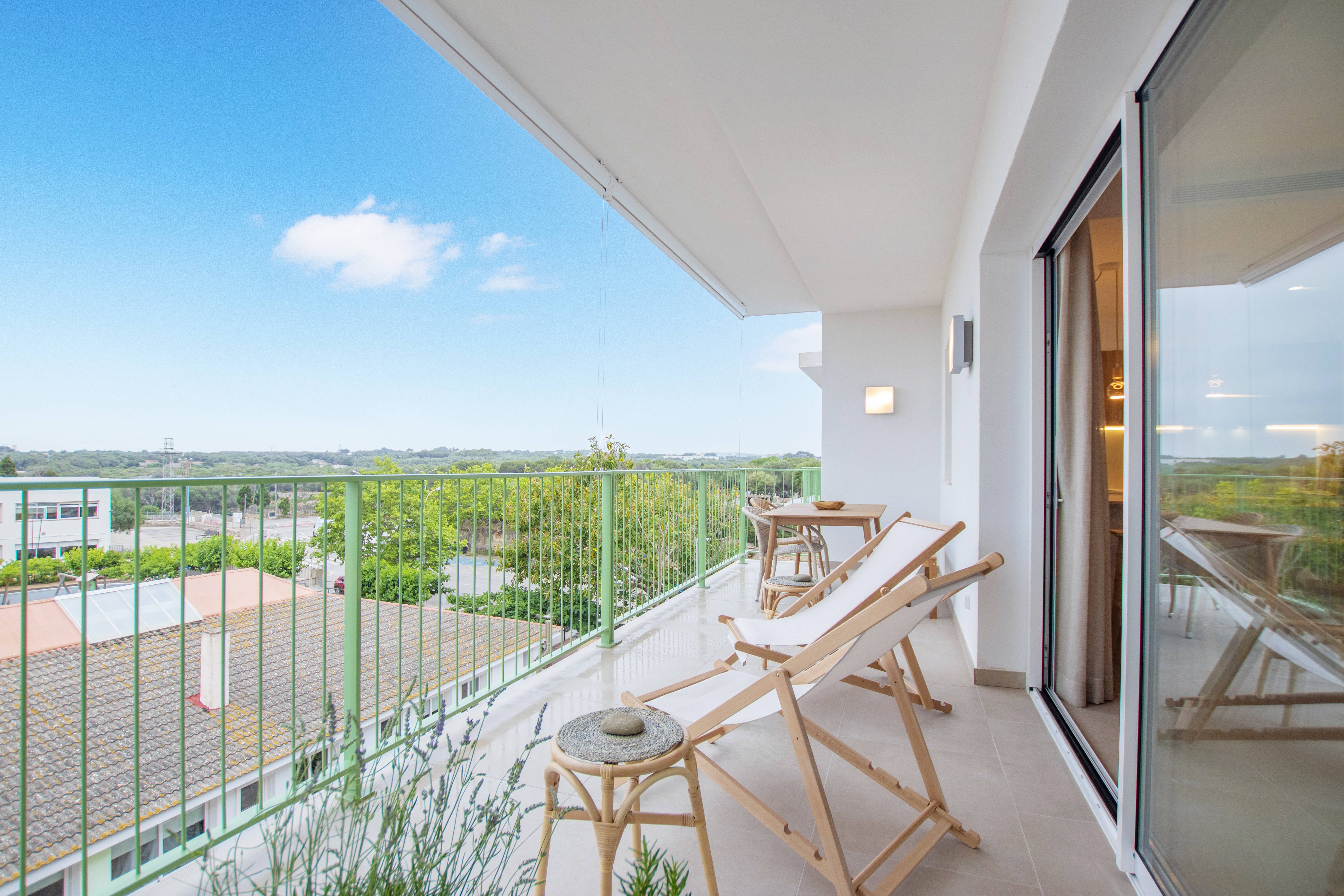 Promotion - Aufgepasst! Eleganter Neubau in einem exklusivem Wohngebiet von Mahón, Menorca.