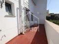 Edificio compuesto por vivienda, garaje, local comercial y sótano en Mahón, Menorca