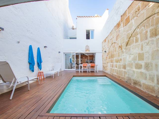 Pretty house with swimming pool in the centre of Ciutadella, Menorca