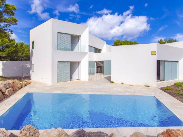 Contemporary villa in Coves Noves, Menorca
