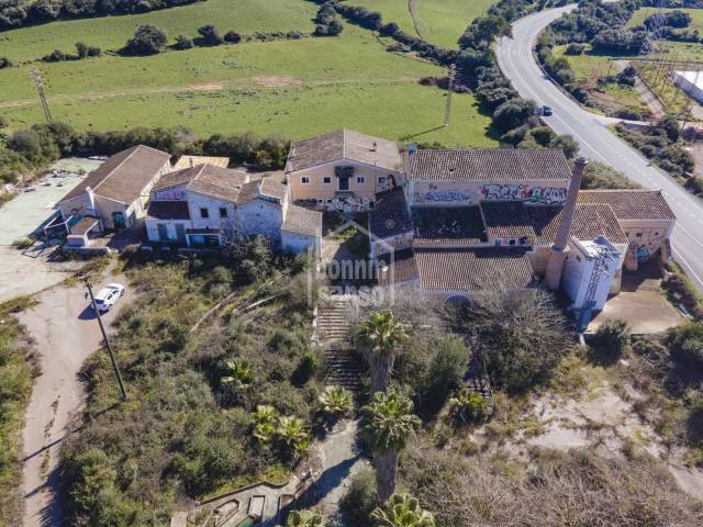 Large commercial premises on the outskirts of Es Mercadal, Menorca