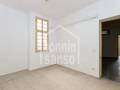 Commercial premises in a building in the centre of Mahón, Menorca