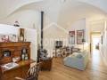 Elegancia atemporal y confort contemporáneo en una casa de pueblo restaurada con exquisito gusto. Alayor. Menorca