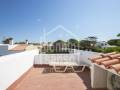 Belle villa en duplex entièrement rénovée dans secteur calme avec piscine, jardin privé a Cap d'Artrutx, Ciutadella, Minorque