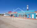 Local comercial en venta con explotación activa de supermercado sito en Cap Artruix, Ciutadella, Menorca