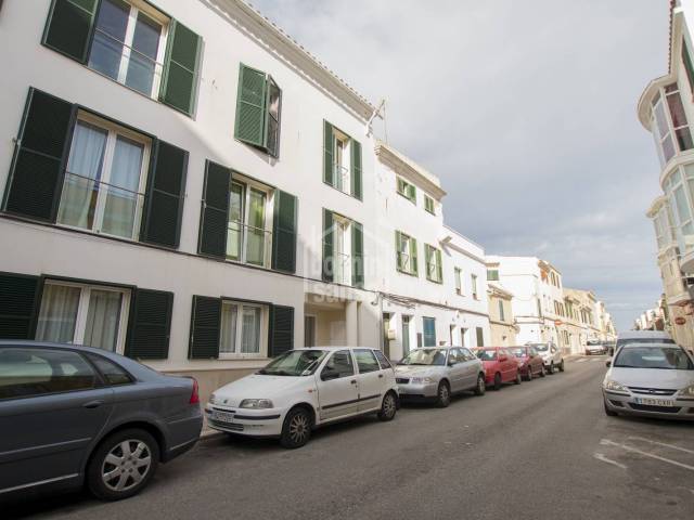 Three bedroom ground floor in Mahon, Menorca