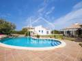 Chalet con piscina ubicado cerca de Arenal den Castell, Menorca