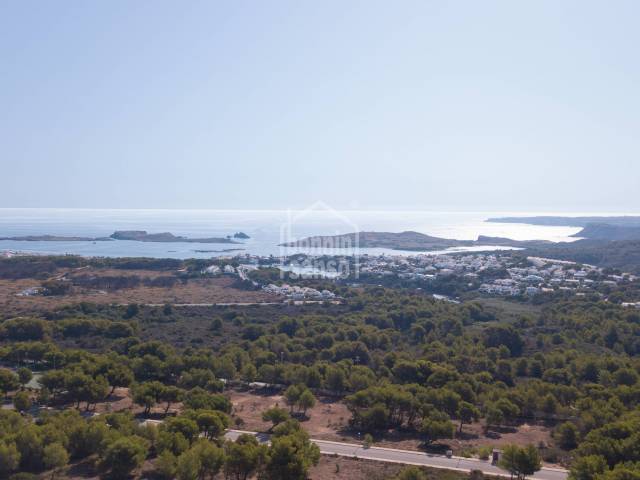 Building plot with panoramic views. Coves Noves Menorca.