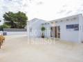 Amplio chalet con piscina y vistas al campo en Addaya, Menorca