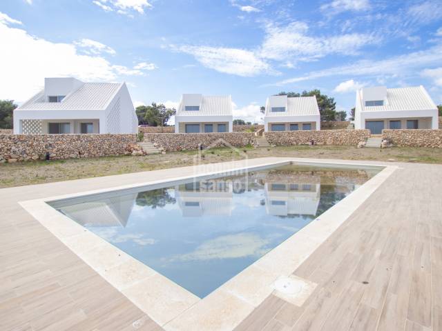 Avantgardistiche Villa mit Meer-Blick in Coves Noves, Menorca