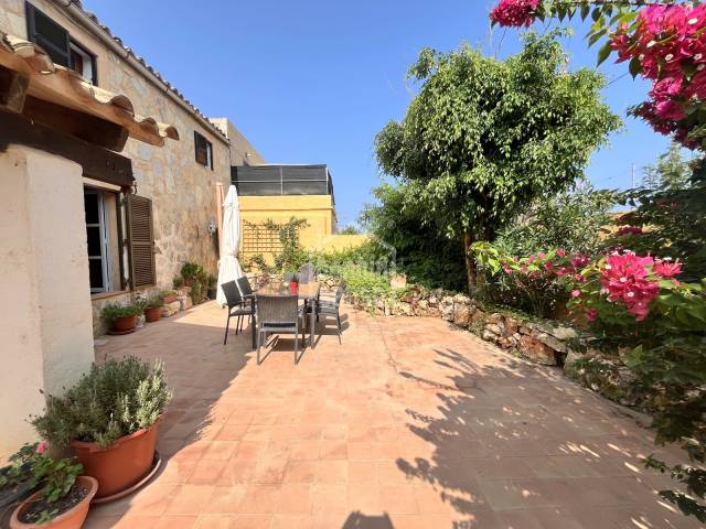 Landhaus mit einfacher Zufahrt und vier Schlafzimmern, Porto Cristo, Mallorca