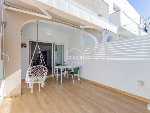 Apartamento en planta baja con patio en Calan Porter, Menorca