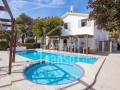 Magnífico chalet en tercera línea con vistas al mar en Cala Blanca, Ciutadella, Menorca