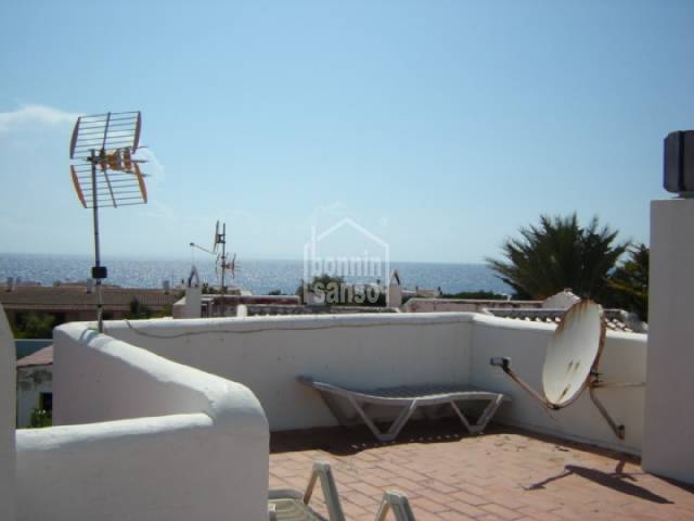 Chalet reformado con piscina y vistas al mar en Cap D'artrutx, Ciutadella