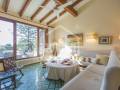 Einmalige Gelegenheit: 5-Schlafzimmer-Villa mit Beheiztem Pool und Sauna, nur wenige Schritte von der Küste und Binibeca Vell entfernt. Menorca